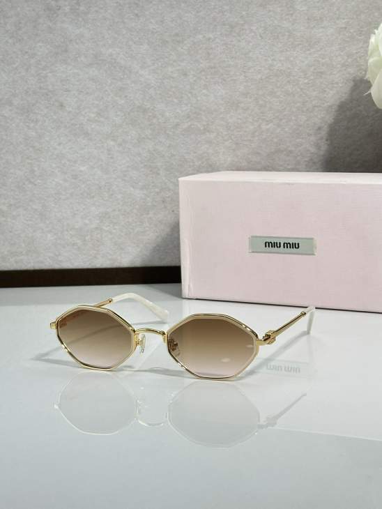 Picture of Miu Miu Sunglasses _SKUfw77894743fw